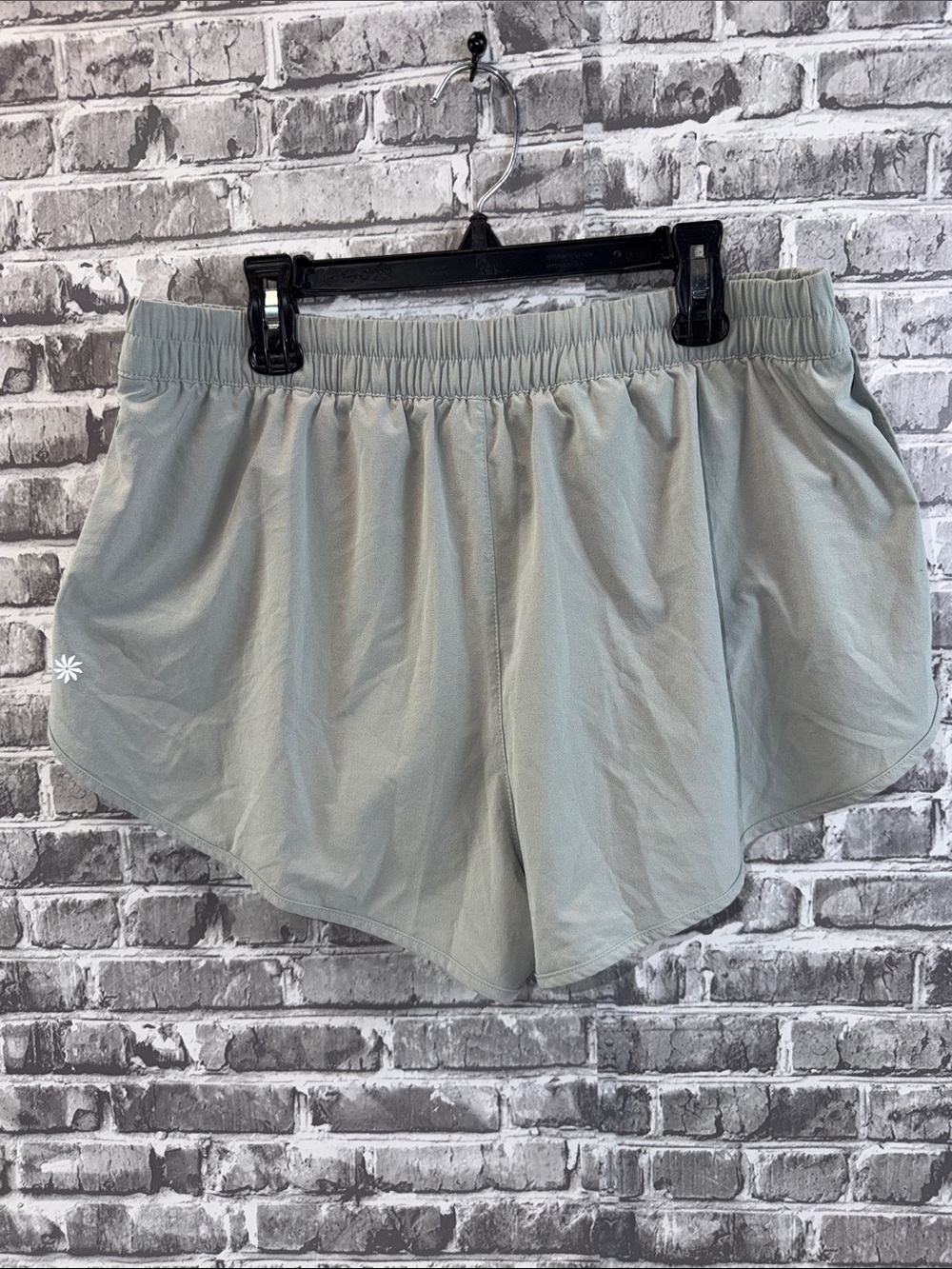 Athleta Light Sage Women's Athletic Shorts